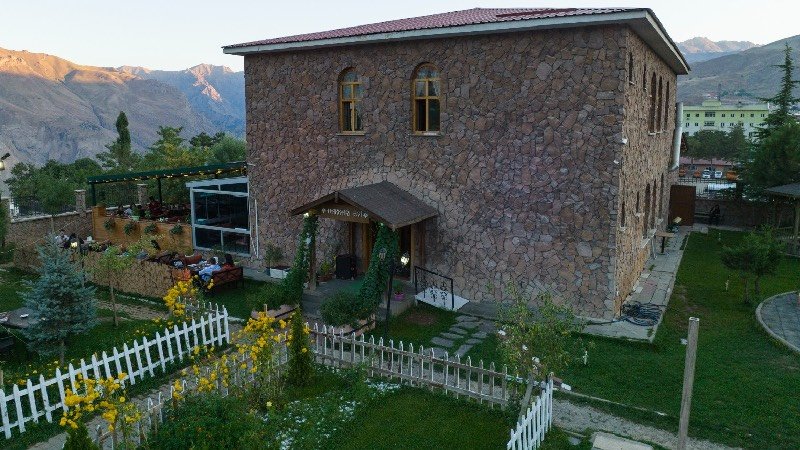 Hakkari “Bir Anadolu Şenliği” İle Kültür ve Sanatla Buluşuyor